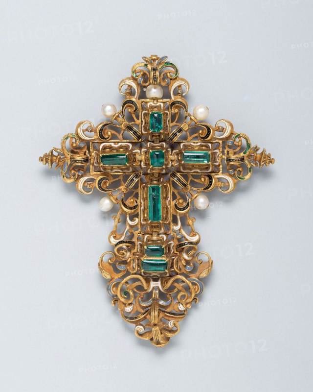 Pendant of a Cross, 1575-1625, Spanish, Spain, Gold, enamel, emeralds, and pearls, 9.5 × 7.6 cm (3 3/4 × 3 in.)