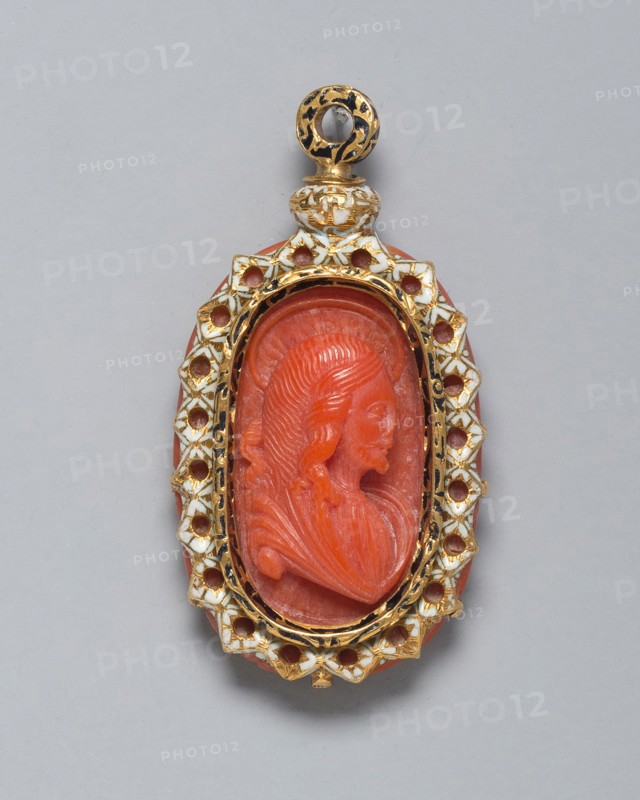 Two-Sided Pendant with Jesus and Virgin Mary, 18th century, Italian, Sicilia, Gold, enamel, and coral, 4.6 × 2.5 cm (1 13/16 × 1 in.)