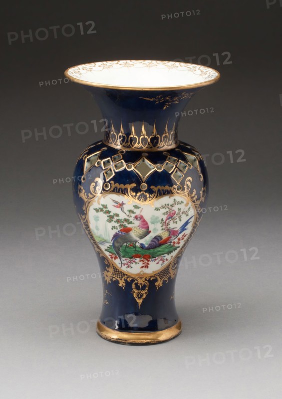 Vase (part of a pair), c. 1770, Worcester Porcelain Factory, Worcester, England, founded 1751, Worcester, Soft-paste porcelain, underglaze blue, polychrome enamels and gilding, H. 26.5 cm (10 7/16 in.)