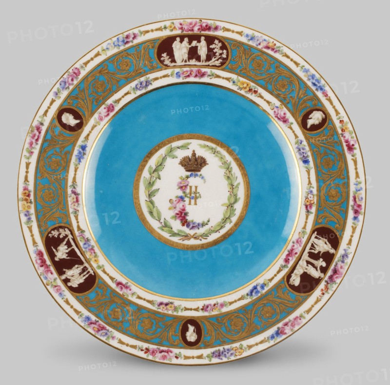 Plate, 1778, Sèvres Porcelain Manufactory, French, founded 1740, Painted by Edmé-François Bouilliat (French, 1758–1810) and Pierre-Antoine Méreaud (French, active 1754–1791), Gilded by Etienne-Henry Le Guay (French, active 1748–1749 and 1751–1796) and Philippe Castel (French, active 1771–1797), Sèvres, Soft-paste porcelain, turquoise-blue ground, polychrome enamels, and gilding, Diam. 26 cm (10 1/4 in.)
