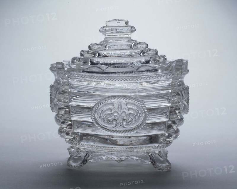 Covered Sugar Bowl, 1820/30, New England Glass Company, American, 1818–1888, Cambridge, Massachusetts, East Cambridge, Pressed glass, 13 × 12.4 × 9.8 cm (5 1/8 × 4 7/8 × 3 7/8 in.)