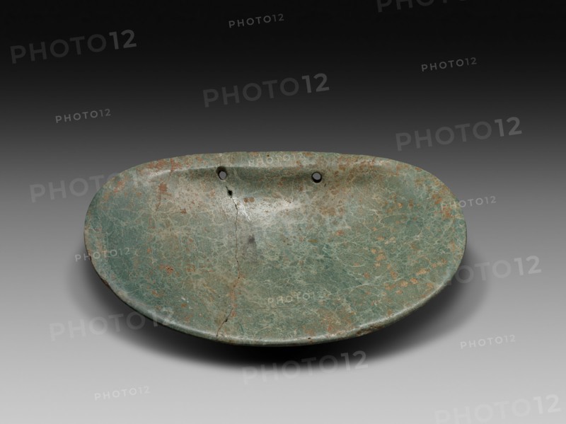 Pendant in the Form of a Clamshell, A.D. 1/800, Colima, Colima, Mexico, Colima state, Serpentine, 13.3 × 8.9 cm (5 1/4 × 3 1/2 in.)