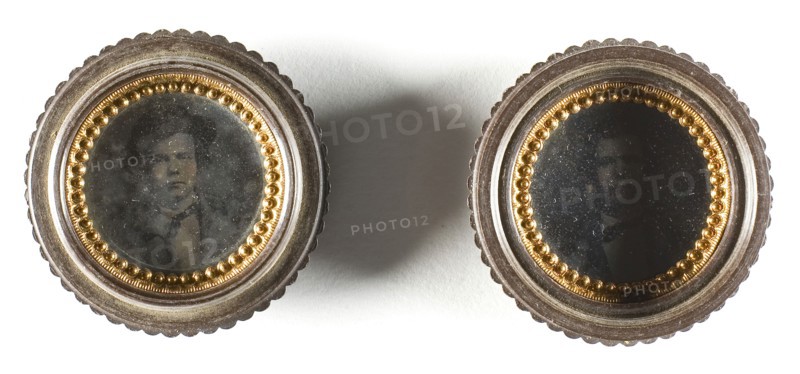 Untitled, 1855/75, 19th century, Unknown Place, Tintypes, 3 x 3 cm (each plate), 4.4 x 4.4 cm (case)