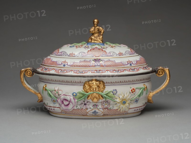 Oval Tureen, 1730/35, Du Paquier Porcelain Manufactory, Austrian, 1718-1744, Vienna, Hard-paste porcelain, polychrome enamels, silvered and gilt, 26.7 × 41.5 × 22.8 cm (10 1/2 × 16 1/4 × 8 15/16 in.)