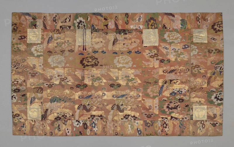 Kesa, late Edo period (1789–1868), 1801/50, Japan, Pieced and appliqued: silk and gold-leaf-over-lacquered-paper strip, warp-float faced 2:1 'Z' twill weave with weft-float faced 1:2 'S' twill interlacings of secondary binding warps and supplementary patterning wefts, lined with silk, plain weave, hand straps of silk, plain weave, cords: silk, plied, knotted, cut fringe, cotton 2:2 oblique twill interlacing, 200.5 x 115.6 cm (79 x 45 1/2 in.)
