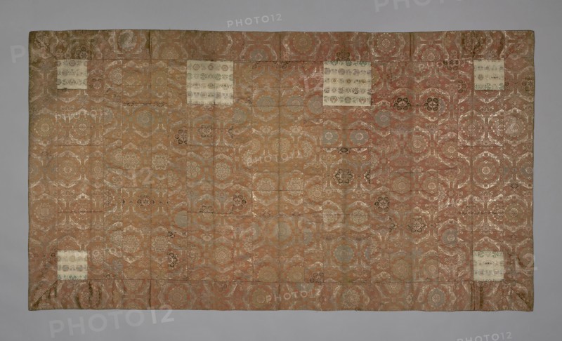 Kesa, Edo period (1615–1868), late 18th century, Japan, Silk and gold-leaf-over-lacquered-paper strip, warp-float faced 2:1 'Z' twill weave with supplementary patterning and brocading wefts bound by main warps in a weft-float faced 1:2 'S' twill interlacing, cords: silk, 2:2 oblique twill interlacing, lined with silk, plain weave, 48 7/8 x 84 1/2 in. (124.1 x 214 cm)