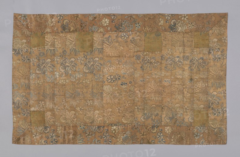 Kesa, late Edo period (1789–1868), 1792, Japan, Hiri, yô, jô: silk and gold-leaf-over-lacquered-paper strip, warp-float faced 4:1 satin weave with weft-float faced 1:2 ‘Z’ twill interlacings of secondary binding warps and supplementary patterning wefts, shiten and niten: silk, plain weave with supplementary patterning wefts, 108.6 x 178.1 cm (42 3/4 x 70 1/8 in.)