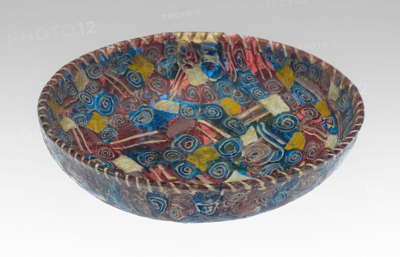 Dish, Mid–2nd/early 1st century BC, Hellenistic or early Roman, eastern Mediterranean, Eastern Mediterranean Region, Glass, mosaic glass technique, H. 3.2 cm (1 1/4 in.), diam. 13.3 cm (5 1/4 in.)