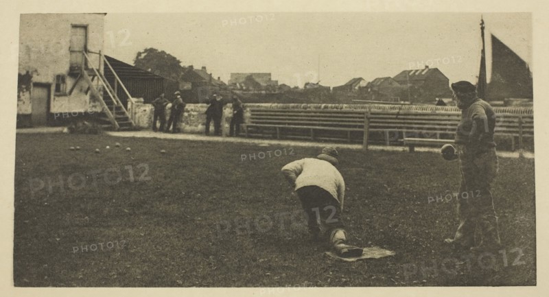 The Bowling Green, 1887, Peter Henry Emerson, English, born Cuba, 1856–1936, England, Photoetching, pl. IX from the album "Wild Life on a Tidal Water: The Adventures of a House-Boat and Her Crew" (1890), edition 270/50, 9.1 × 17.2 cm (image), 24.7 × 30 cm (paper)
