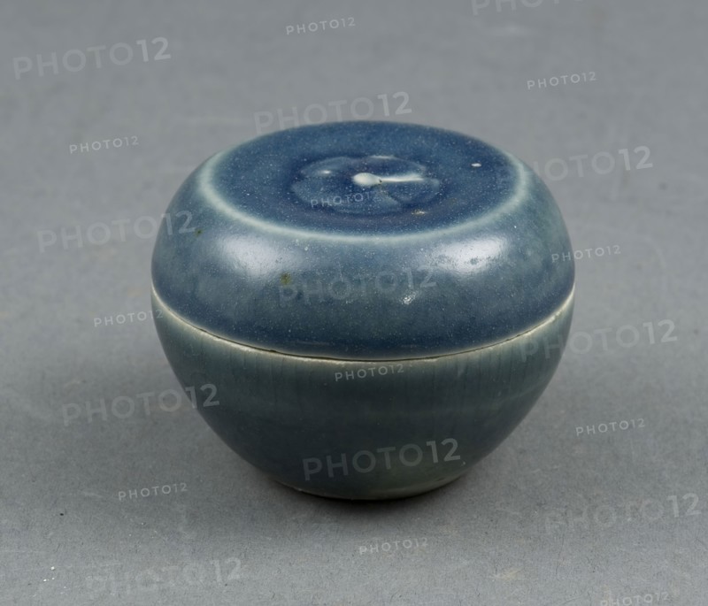 Miniature Covered Box, Late 15th/early 16th century, Vietnam, near Hoi Aan, Offshore, Vietnam, Glazed stoneware with cobalt-blue underglaze, 4 × 5.6 × 5.6 cm (1 9/16 × 2 3/16 × 2 3/16 in.)