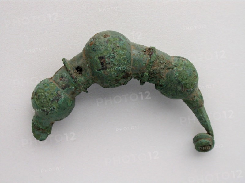 Bow Fibula, Geometric Period (800–700 BC), Greek, Thessaly, Greece, Bronze, 5.1 × 7.7 × 2.2 cm (2 × 3 × 7/8 in.)