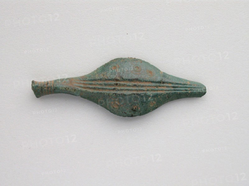 Fibula (leech type), Geometric Period (800–700 BC), Greek, Thessaly, Thessaly, Bronze, 2.3 × 6.4 × 0.5 cm (7/8 × 2 1/2 × 1/4 in.)