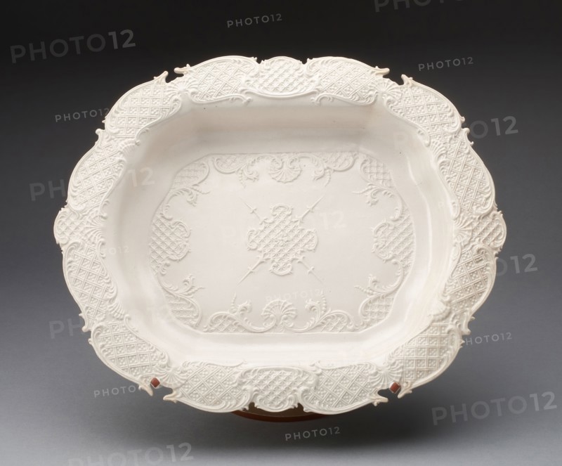 Dish, 1750–1760, Staffordshire, England, Staffordshire, Salt-glazed stoneware, 4.5 x 35.6 x 29.2 cm, (1 3/4 x 14 x 11 1/2 in.)