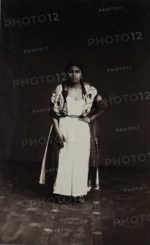 Study of Indian Girl, Mexico, c. 1864, Imprimerie d’Aubert et Cie. (Aubert & Co.), French, 19th century, France, Albumen print, 22.3 × 14.2 cm (image/paper)
