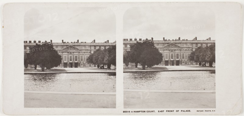 Hampton Court, East Front of Palace, 1860s, Hampton Court, Albumen print, stereo, 7.9 x 7.7 cm (image), 8.8 x 17.6 cm (card)