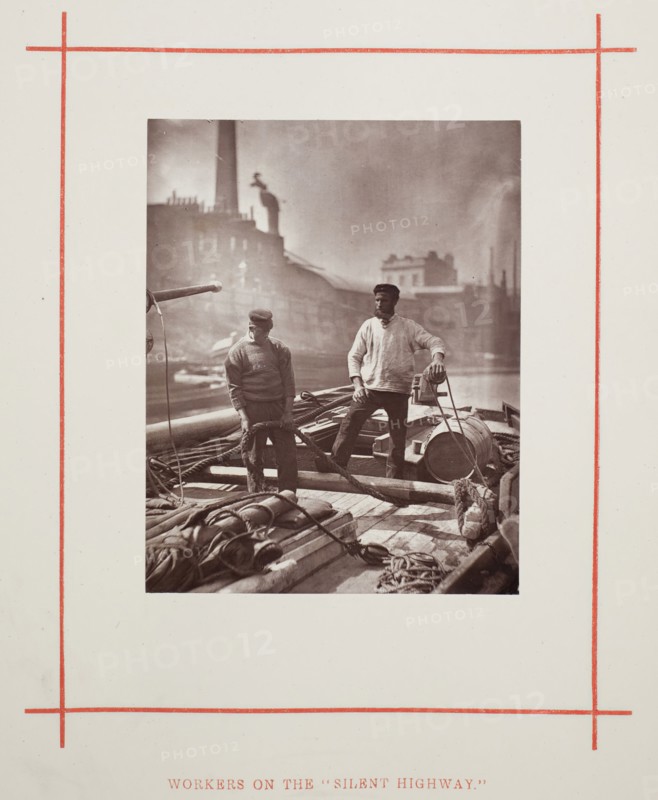 Workers on the Silent Highway, 1877, John Thomson, Scottish, 1837–1921, Scotland, Woodburytype, from the album "Street Life in London