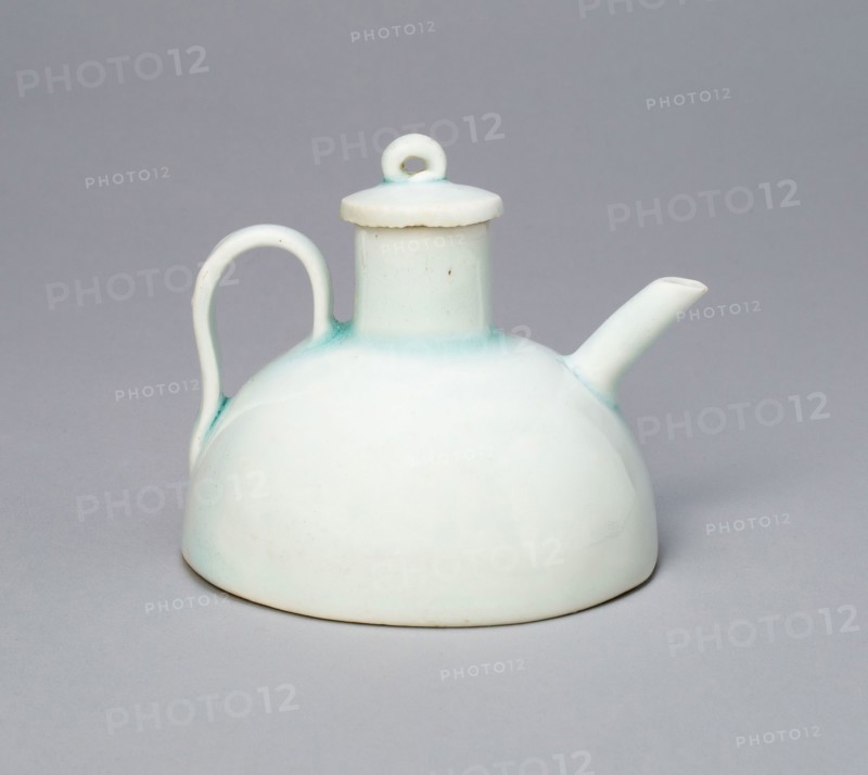 Saucepot, Southern Song (1127–1279) or Yuan dynasty (1279–1368), 13th/14th century, China, Qingbai ware, glazed porcelain, H. 7.3 cm (2 7/8 in.), diam. 8.7 cm (3 7/16 in.)