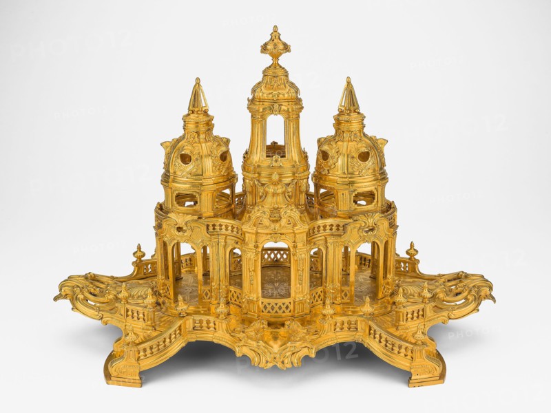 Table Centerpiece, 1768, Denis René Gastecloux, French, active mid-18th century, London, England, London, Gilt bronze, 30.5 × 43.5 × 24.5 cm (12 × 17 × 9 3/4 in.)