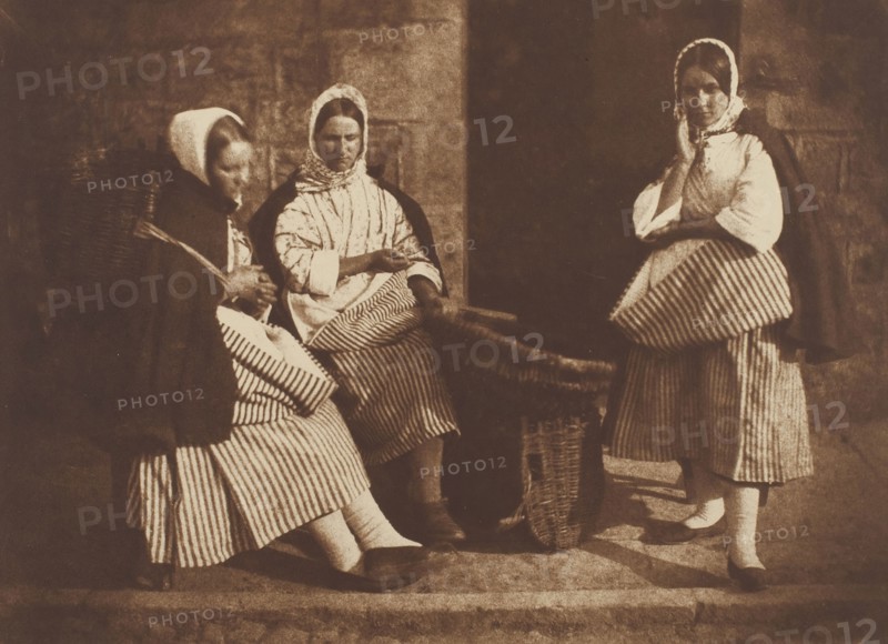 Mrs. Logan and Two Unknown Women, Newhaven, 1843/47, printed c. 1916, David Octavius Hill (Scottish, 1802–1870) and, Robert Adamson (Scottish, 1821–1848), Scottish, Carbon print, 14.5 x 20.0 cm (image/paper), 26.6 x 38.4 cm (mount)