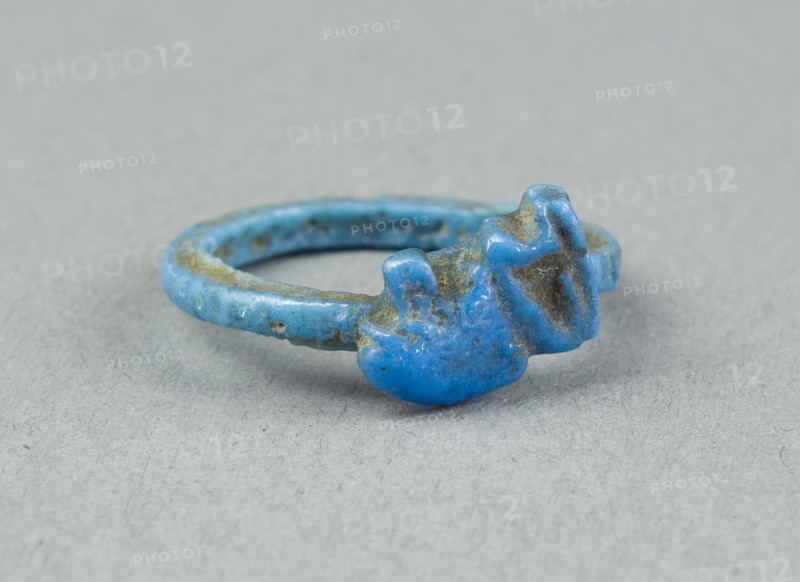 Ring: Figure of Seated Baboon (Thoth), New Kingdom, Dynasty 18 (about 1390 BC), Egyptian, Egypt, Faience, W. 1 cm (3/8 in.), diam. 2.5 cm (1 in.)