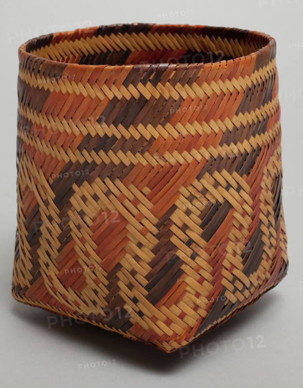 Chitimacha, Native American, Basket, between 1890 and 1910, cane, Overall: 4 1/2 × 3 5/8 inches (11.4 × 9.2 cm)