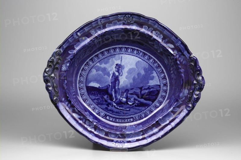 Arms of Virginia Flat Dish, between 1826 and 1830, white earthenware with blue transfer-printed decoration, Overall: 2 3/4 × 12 1/4 × 10 5/8 inches (7 × 31.1 × 27 cm)