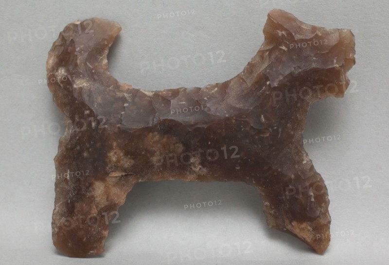 Maya, Precolumbian, Eccentric Flint, between 7th and 10th century, colored flint, Overall: 2 3/4 × 2 1/8 inches (7 × 5.4 cm)