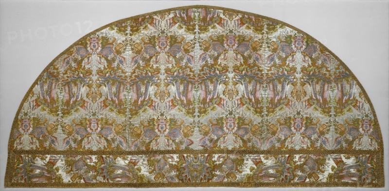 Unknown (French), Cope, between 1730 and 1740, silk and metallic thread on silk satin, Overall: 113 1/2 × 54 1/4 inches (288.3 × 137.8 cm)