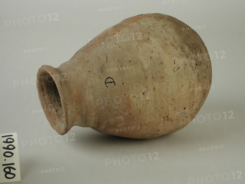 Egyptian, Pear-shaped Pot, between 2134 and 2040 BCE, Terracotta, Overall: 6 1/2 × 4 7/8 inches (16.5 × 12.4 cm)