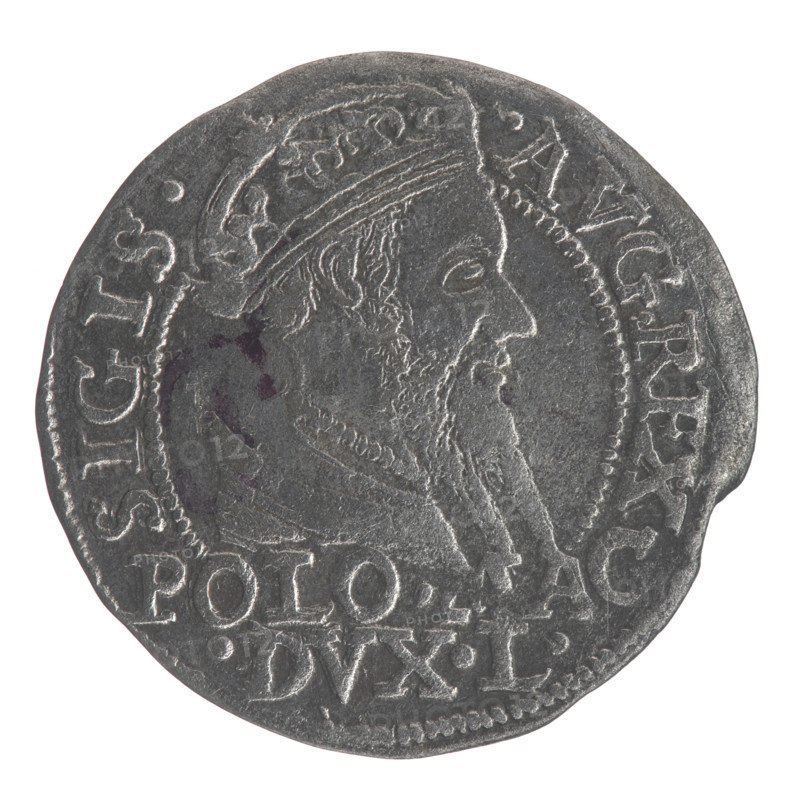 Lithuanian grosz on a Polish foot, Sigismund II Augustus (King of Poland; 1544–1572). Obverse: Crowned male bust in armour turned right, separating the inscription in a half-circle at the top: SIGIS. - .AVG.REX; at the bottom horizontally in two lines: .POLO., AG./.DVX.L. Reverse: Lithuanian Chase turned left; below under the crown dividing the date 15 - 68 a tied monogram composed of the letters SA and the Columns of Giedymina (coat of arms of Lithuania) that divide the inscription in the rim: MONETA.MAGNI.DVCA.LIT. Date: 1568. Place: Vilnius, Grand Duchy of Lithuania (Poland). Type: coin (grosz), diameter 22.5–23.3 mm, weight 1.81 g. Subjects/attributes: Polish coins; Jagiellonians (dynasty); coats of arms; Pogon (coat of arms); royal/male busts; monograms; tied monogram SA.