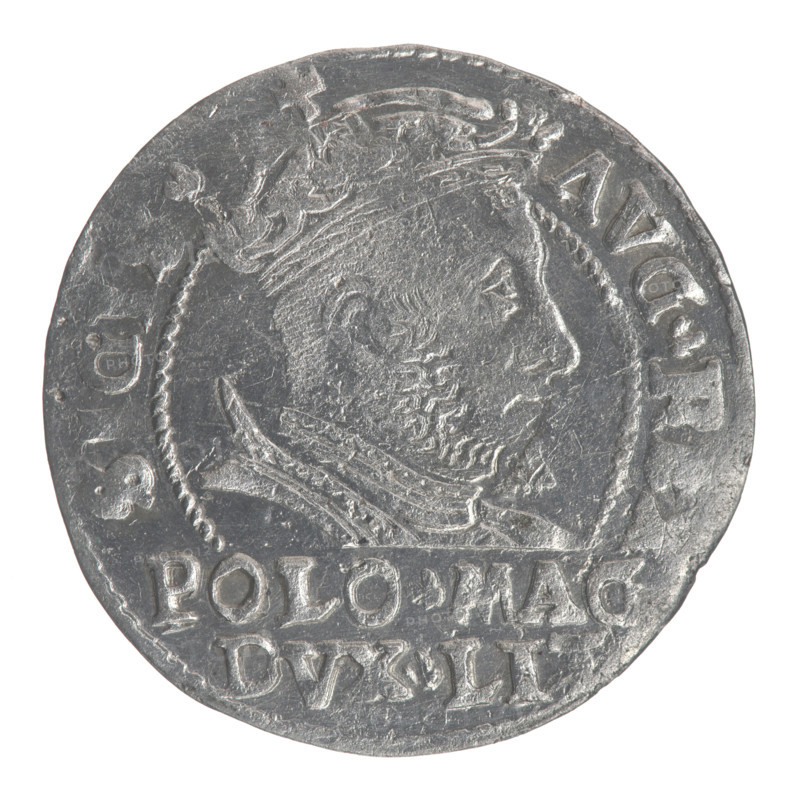 Lithuanian grosz on a Polish foot, Sigismund II Augustus (King of Poland; 1544–1572). Obverse: crowned male bust in armour turned right, separating the inscription in a half-circle at the top: S, G, . - AVG.R, at the bottom horizontally in two lines: POLO.MAG / DVX.LIT. Reverse: Lithuanian chase (Pogon) facing left; below, under the crown, a tied monogram composed of the letters SA and the Columns of Gediminas coat of arms, which divide the inscription on the rim: MO, .MAG.DVC.LI. Date: 1546. Grand Duchy of Lithuania, Vilnius, Poland. Coin; diameter ~22.7–23.0 mm; weight 1.7 g.