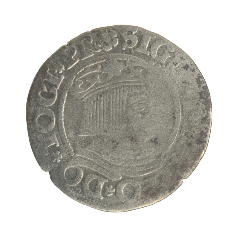 Gdansk grosz, Sigismund I the Old (King of Poland; 1506–1548). Polish coin, Jagiellonian dynasty. Obverse: Crowned royal bust in profile facing right; rim between pearly borders with inscription '.SIG, O.DO.TOCI.PR'. Reverse: Coat of arms of Gdansk; rim between pearly borders with inscription '.GROSS, .CIVI.D'. Dated 1534; minted in Gdansk, Poland.