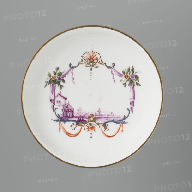 Bowl saucer, Koenigliche Porzellain Fabrique, Meissen (1710–1763), manufacturer; ca. 1750; Meissen; vessel; height 2.9 cm; width 13 cm