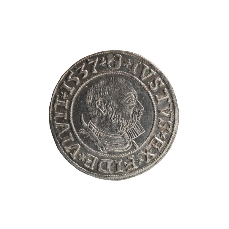 grosz; Vogelwaider (Vogelwaid), Eustachius, publisher; Decius, Jost Ludwik (fl. 1528-1535); R (rarity); eagles; Albrecht Hohenzollern (Prince of Prussia; 1490-1568) - iconography; Hohenzollern (coat of arms); male busts in armor. Obverse: Prussian eagle; on its chest a crowned letter S; on the rim between the pearl borders an inscription beginning with a rosette ALBER*D*G*MAR*BRAN*DVX*PRVSS. Reverse: male bust in armor, profile turned to the right, short hair, beard with sideburns; on the rim, between the pearl borders, an inscription beginning with the Hohenzollern coat of arms *IVSTVS*EX*FIDE*VIVIT*I537*. Date: 1537, Königsberg, Ducal Prussia (1525–1701). Object: coin; diameter 23.5 mm; weight 1.92 g; axis 0°.