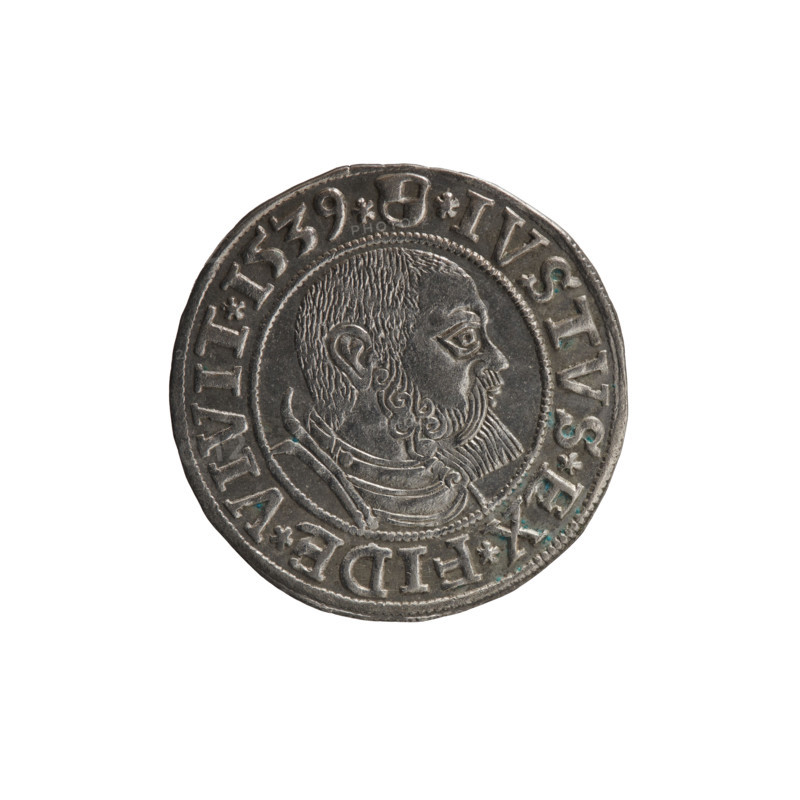 grosz; Vogelwaider (Vogelwaid), Eustachius, publisher; Decius, Jost Ludwik (fl. 1528–1535); Albrecht Hohenzollern (Prince of Prussia; 1490–1568). Iconography: eagles, male busts in armor, Hohenzollern coat of arms. Obverse: Prussian eagle, on its chest a crowned letter S; on the rim between pearl borders an inscription beginning with a rosette ALBER*D*G*MAR*BRAN*DVX*PRVSS. Reverse: male bust in armor, profile turned right, short hair, beard with sideburns; on the rim between pearly borders an inscription beginning with the Hohenzollern coat of arms: *IVSTVS*EX*FIDE*VIVIT*I539*. Date: 1539, Königsberg, Ducal Prussia (1525–1701). Coin: diameter 23.8 mm, weight 2.00 g, axis 315°.