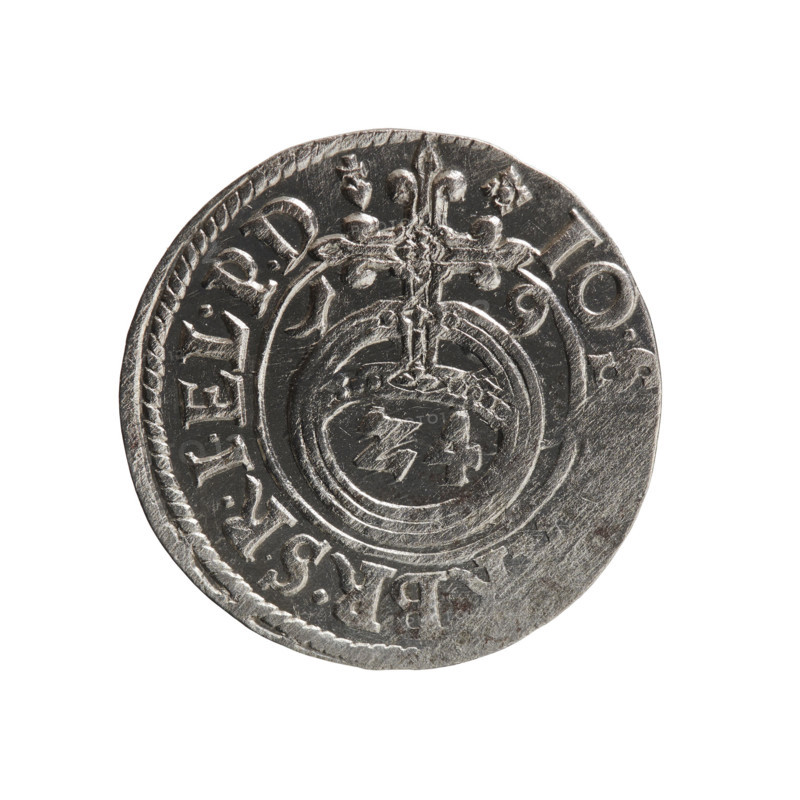 one-and-a-half, Pfahler, Ernest, cross (iconographic), orb of rule (iconographic), coats of arms, John Sigismund (Elector of Brandenburg; 1572–1619). Obv.: Royal orb with a cross with arms terminating in finials; in the lower part of the orb, value numerals Z4; on the sides of the cross, date numerals I–9. On the rim between the borders, an inscription divided by a cross and terminating with a heart - hallmark +IO., BR.SRIEL.PD Rw. Rev.: Under the ducal mitre, a Prussian coat of arms; below in the shield, the value digit 3. In the rim between the borders, an inscription divided by a mitre and the value digit PRO.LEG.& PR.GR, 1619. Ducal Prussia (1525–1701), Königsberg; coin. Diameter 19.3 mm; weight 1.15 g; axis 270°.