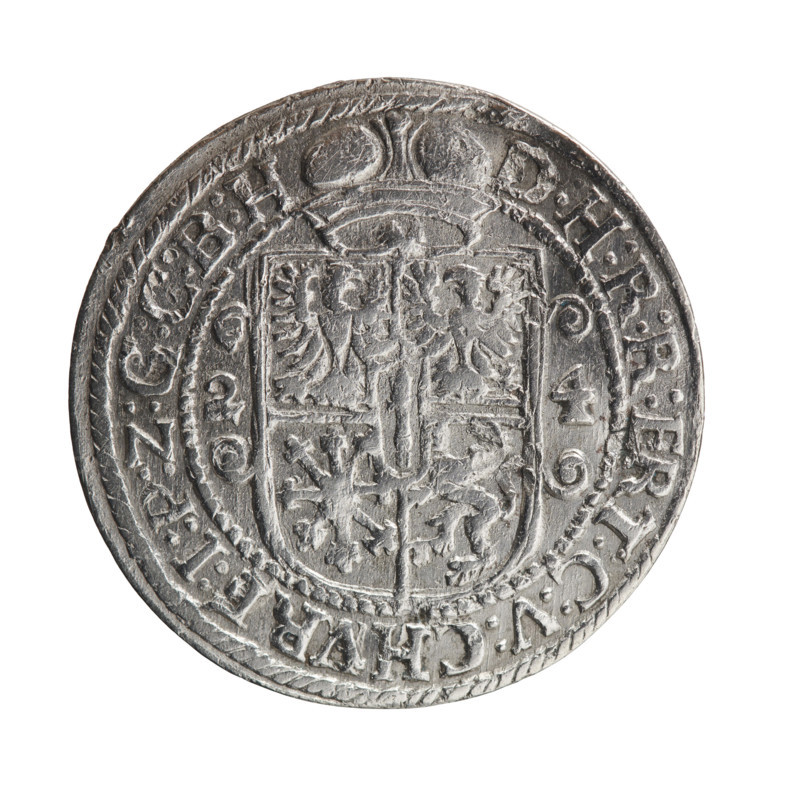 Obv. Bust facing right in mitre and electoral mantle. A sceptre in his right hand, the left resting on a sword hilt. The figure's head divides the inner border. On the rim between the borders is an inscription ending with a heart GEORG:WILHELM:V:G:G:M:Z:BRAND. Rev. Below the ducal mitre, a five-field coat of arms with ornaments. On the sides of the shield are the numerals of the dates 2-4. In the rim between the borders an inscription divided by a mitre, :H:R:R:ERT:C:V:CHVRF:I:P:Z:G:C:B:H, 1624. Ducal Prussia (1525-1701), Königsberg. Coin; diameter 33.0 mm; weight 6.41 g; axis 0°.