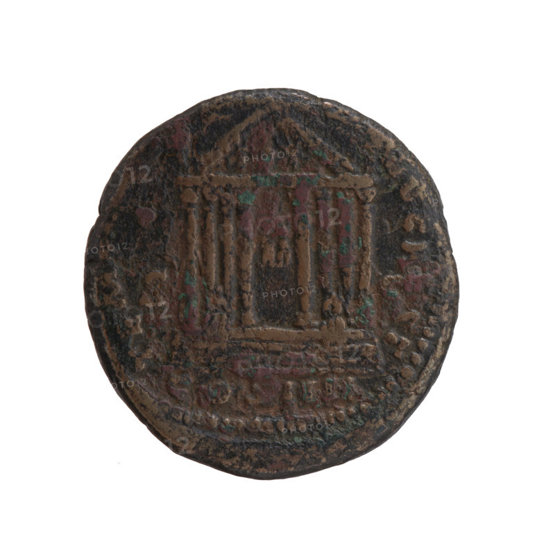 as/dupondius, Antoninus Pius (86–161; Roman emperor 138–161), issuer: Antoninus Pius; obverse: head of the emperor in a laurel wreath to the right, inscription ANTONINVS AV S P P R XX; reverse: facade of a temple with eight columns and two statues (Divine Augustus and Livia), inscription TEMP AVG REST, COS IIII, S C; date: 158–159; culture/place: Roman Empire, Rome; object type: coin (dupondius); material: bronze; dimensions: diameter 24.0–25.0 mm, weight 11.30 g, axis 180 degrees.
