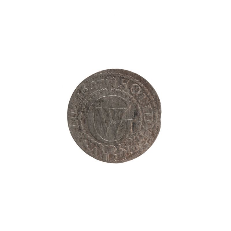szelag; maker: Pfahler, Ernest; Wislica hoard (numism); material: coin; subject/details: Obv. Prussian eagle, on its chest the crowned letter S; in the rim between the borders an inscription beginning with a heart/hallmark GEORG.WILH.MAR.BR.SRIEL; Rv. monogram composed of the letters GW; in the rim between the borders an inscription beginning with a rosette, divided by the Hohenzollern coat of arms SOLIDVS.PR - VSSIAE.1627; date: 1627; issuer: George William Hohenzollern (Elector of Brandenburg; Duke of Prussia; 1620–1640); region: Ducal Prussia (1525–1701), Königsberg; decorative motifs: eagles, rosettes, Hohenzollern coat of arms; coin dimensions: diameter 16.2 mm, weight 0.53 g, axis 0°.