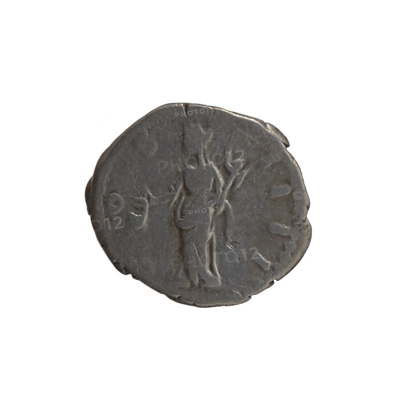 Denarius, Antoninus Pius (86–161; Roman emperor 138–161) — obverse: Head of Antoninus Pius in a laurel wreath facing right, inscription ANTONINVS PIVS PP TR P XVI; reverse: Vesta in a veil standing left, holding a ladle (simpulum) in her right hand and a palladium in her left, inscription OS IIII; motif features Roman deities, ladles, Vesta, palladium. Date: 152–153. Culture/place: Roman Empire, Rome. Object type/material: coin (denarius). Measurements: diameter ~16.0–17.0 mm, weight 3.15 g, axis 180°.