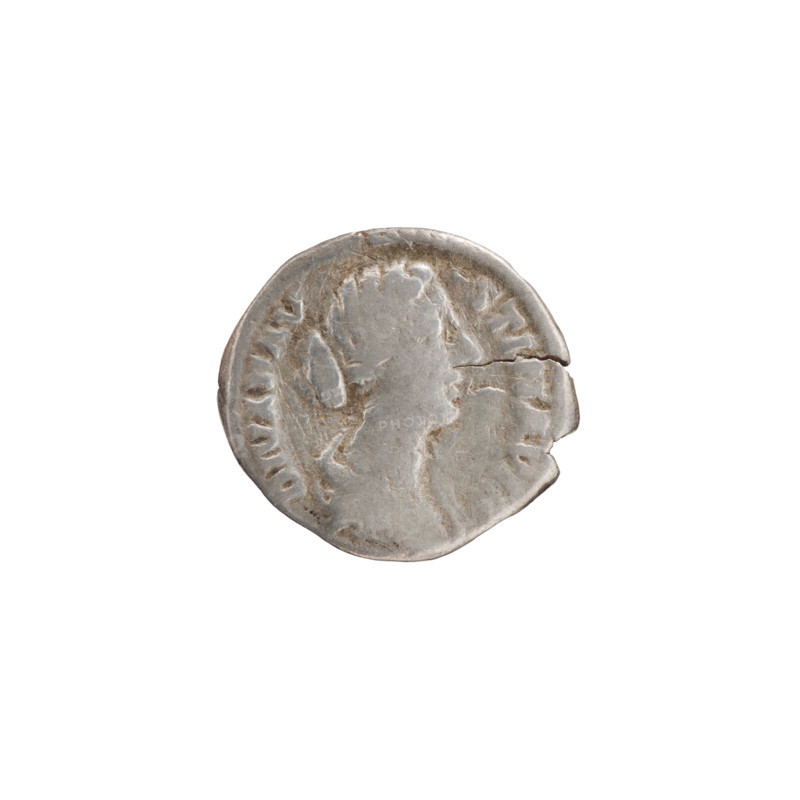 Denarius, Faustina the Younger (ca. 130–176; Roman empress 161–176) (posthumous issue), Marcus Aurelius (121–180; Roman emperor 161–180) (issuer). Obverse: Bust of Faustina II in drapery facing right, inscription DIVA FAVSTINA PIA. Reverse: Peacock standing right with folded tail, inscription CONSEC RATIO (partial/abbreviated legend). After 176 CE, Roman Empire (27 BC–476), Rome. Coin: diameter 17.5–18.0 mm, weight 2.30 g, axis 345°.