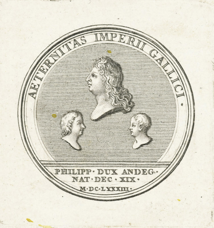 Coin with three busts, print, Reverse of a coin with three busts in profile, the top one is Louis of France (le Grand Dauphin), below facing each other are his two sons: Louis, Duke of Burgundy and Philip, Duke of Anjou. The coin is dated December 19, 1683: Philip's birthday., printmaker: Gerard Edelinck, Paris, publisher: Gerard Edelinck, 1702, Gerard Edelinck, printmaker, publisher, paper, engraving, height 57 mm x width 54 mm, Person, Louis of France (Duke of Burgundy), Philip V (King of Spain), Dauphin of France Louis, An engraved circular medallion with concentric border lines contains three classical busts in profile oriented toward each other against a densely hatched circular background, the upper bust showing a person with long wavy hair looking left and the lower two busts facing one another, each with shorter curly hair; the surrounding paper is aged with scattered small spots and a few yellowish stains.