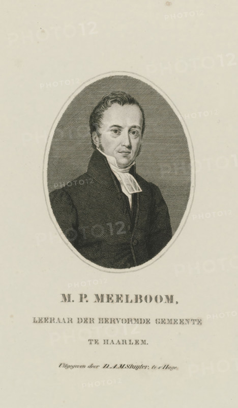 MP Meelboom, Portrait of MP Meelboom, print, Reformed minister in Haarlem, dressed in a black coat with a white collar. Bust facing right in an oval. At the bottom in the margin a two-line text in Dutch., printmaker: Walraad Nieuwhoff, publisher: DAM Sluyter, The Hague, 1800 - 1837, paper, etching, engraving, etching and engraving, height 197 mm x width 122 mm, Person, An oval-framed engraved portrait of a man shown from the chest up, wearing a dark coat with a high collar and a white clerical neckband, with short wavy hair combed back and a neutral facial expression, set against a textured background and surrounded by ample blank paper.