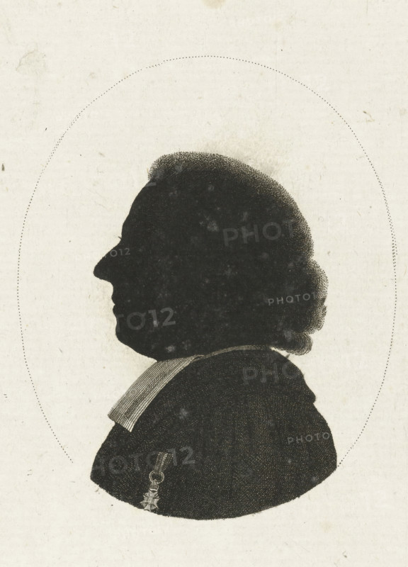 Silhouette portrait of an unknown minister, print, Bust in silhouette of an unknown minister, a striking detail on the black clothing is the decoration in the form of a ribbon with a cross., printmaker: Johannes Christiaan Bendorp, Netherlands, 1776 - 1849, paper, etching, height 138 mm x width 108 mm, In inscription on verso a name is mentioned but it is difficult to read, initials possibly Ch. de la S., functionaries and dignitaries (with NAME), episcopal Protestant churches, A black silhouette profile of a person facing left on a light textured background, showing a rounded head with short curled hair, a prominent forehead and nose, a visible ear and chin, and a collar with layered fabric. There is a dotted oval surrounding the head area and a small decorative pendant hanging near the lower edge of the silhouette.