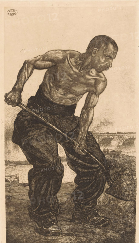 Homme de Peine (original title), L'Outillage (original series title on object), print, A dockworker with a shovel. The man has a bare torso. In the background a bridge over the Seine., workshop stamp: 'ATELIER P. DUPONT', printmaker: Pieter Dupont, Amsterdam, 1901, Pieter Dupont, printmaker, paper, etching, intaglio printmaking technique, height 318 mm x width 178 mm, working class, laborers, bridge in city across river, canal, partially clothed, Paris, Seine, A sepia-toned etched image of a shirtless muscular man leaning forward while gripping a long pole with both hands, his arms and torso showing detailed muscles and veins, wearing loose dark trousers and sturdy shoes, his face turned to the side with a mustache and short hair, a stone bridge with arches and small boats on a river visible in the background, and rough ground beneath him with textured shading around his legs.