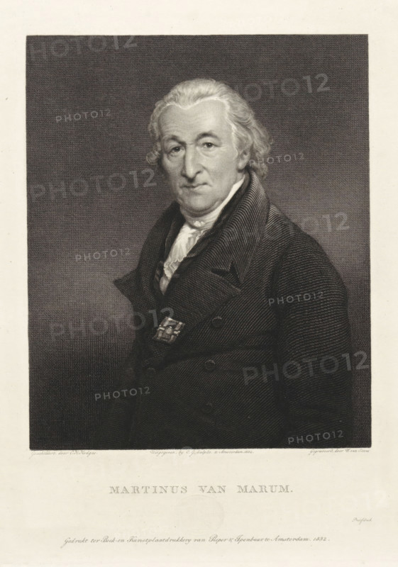 Portrait of Martinus van Marum, print, Portrait of the chemist and physicist Martinus van Marum., inscription: 'Presented to the municipal government of the City of Amsterdam, by the undersigned as publisher in accordance with Art. 6 die, Act of 17 January 1817., Amsterdam 22 June 1832, CG Sulpke', stamp: 'Awarded by KN Institute Fourth Class MDCCCXXXI', printmaker: Willem van Senus, after painting by Charles Howard Hodges, publisher: CG Sulpce, Amsterdam, printer (person): Pieper & Ipenbuur, dedicated to: City of Amsterdam, 1832-06-21, printer (person), materials by function, paper, ink, etching, engraving, pen, engraving and pen in brown, proof, height 260 mm x width 203 mm, Person, Martinus van Marum, A grayscale engraved portrait of an older man shown from the torso upward, facing slightly toward the viewer with a neutral expression, styled hair swept back and wavy, wearing a high-collared shirt with a visible cravat and a dark textured double-breasted coat with wide lapels and a d...