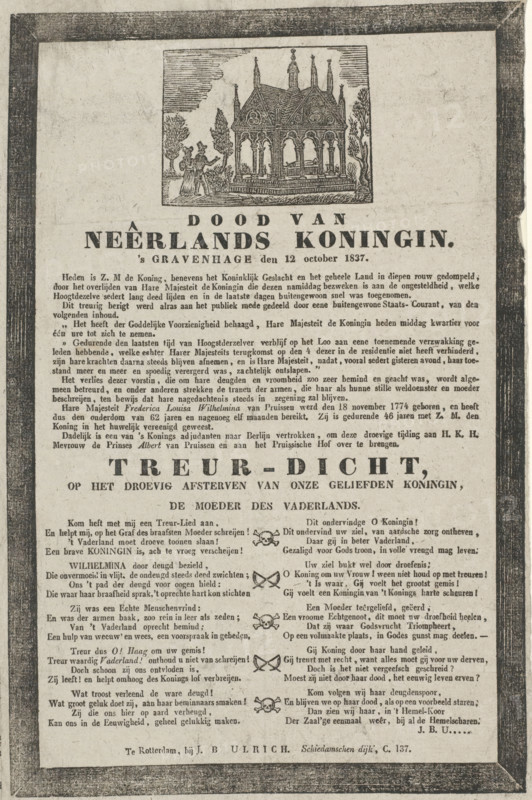 Death of the Queen of the Netherlands. The Hague, October 12, 1837, print, poem, Elegy on the death of Queen Wilhelmina of Prussia, wife of King William I, on October 12, 1827. Description of the death and an elegy in two columns. At the top, an image of a random tomb monument., publisher: Jan Bernardus Ulrich, Rotterdam, 1837-10, writer (clerical worker), paper, letterpress printing, woodcut, text in letterpress with vignette in woodcut, height 340 mm x width 210 mm, Person, Wilhelmina Frederica Louisa (Queen of the Netherlands), grave-building, monumental tomb, mourning card, death notice, obituary, Period, 1837-10-12, A vertically oriented printed broadside with a dark rectangular border surrounding a large block of text and a woodcut illustration near the top showing a small ornate pavilion with arched openings flanked by trees and a pair of standing figures nearby; below the illustration a bold headline in large capital letters spans the width, followed by multiple columns of smal...