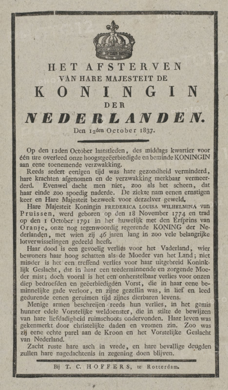 The death of Her Majesty the Queen of the Netherlands. On 12 October 1837, print, text sheet, Text on the death of Queen Wilhelmina of Prussia, wife of King William I, on 12 October 1827. At the top a vignette with a crown., publisher: TC Hoffers, Rotterdam, 1837-10-12, paper, letterpress printing, woodcut, text in letterpress with vignette in woodcut, height 338 mm x width 210 mm, Person, Wilhelmina Frederica Louisa (Queen of the Netherlands), mourning card, death notice, obituary, Period, The image shows an aged, vertically oriented printed document with a decorative border and a detailed illustration of a crown near the top center. The paper has a beige, textured appearance with darker speckles and faint creases. The layout features a large centered heading in bold type near the top, followed by multiple paragraphs of dense printed text filling the lower portion of the page. A thin horizontal rule separates the heading area from the body text, and a thicker horizontal rule appears n...