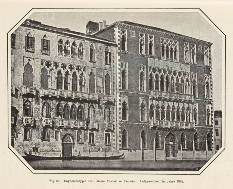 Daguerreotype of the Palazzo Foscari in Venice. Aufgenommen im Jahre 1848, Exterior of the Ca' Foscari in Venice, page, photomechanical print, number: 'Fig. 60.', Venice, c. 1900 - in or before 1905, paper, autotypie, height 112 mm x width 149 mm, façade (or house or building), hôtel, ie small palace in city, Ca' Foscari, A grainy monochrome photograph shows a large ornate building facade rising from a waterfront with a gondola moored along the edge; the facade features multiple rows of arched windows with decorative tracery and slender columns, several balconies with balustrades, and patterned stonework around window openings; the lower level has large arched doorways at water level and wooden poles driven into the water near the entrance; the roofline and an upper chimney are visible against a lightly textured sky, and the whole image is framed by a bordered octagonal mat.