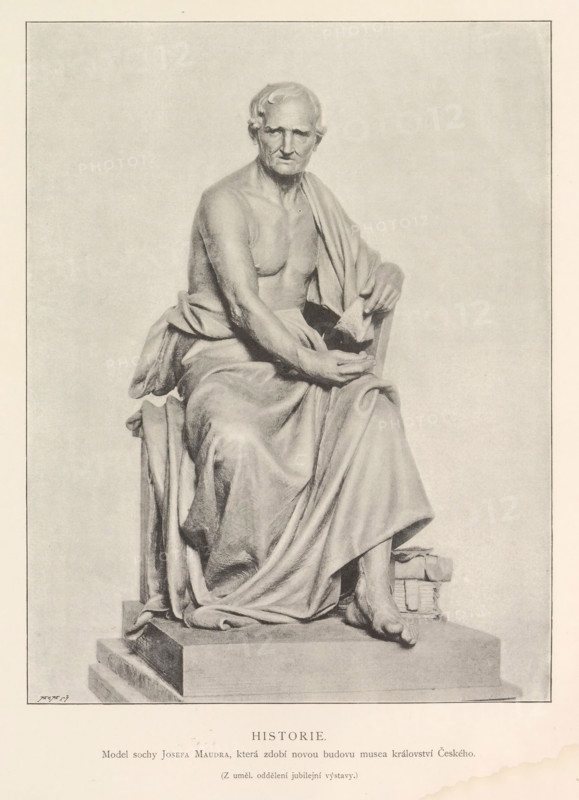 History, Sculpture, depicting a personification of history, page, photomechanical print, Prague, cliché maker: Carl Bellmann, c. 1891 - in or before 1895, photographer, paper, autotypie, height 244 mm x width 189 mm, A grayscale image of a seated marble statue of an elderly man draped in flowing robes, shown against a plain light background; the figure is partially bare-chested with one arm resting across his lap and the other hand holding a folded piece of cloth, his face showing a solemn expression and short wavy hair, and his legs and feet visible beneath the drapery as he sits on a stepped pedestal with a small stack of books beside him.